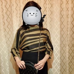 Vintage Jones New York Gold and Black Loose Top